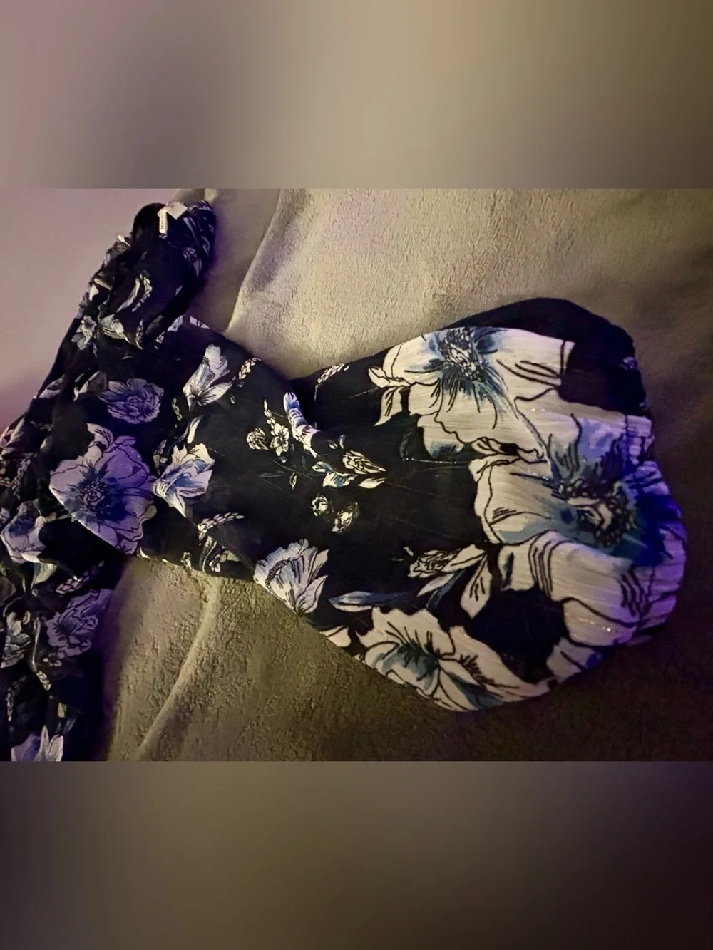 New Tamara H blouse, loose sleeves, sits above wrists. Elastic cuffs. Glitter. L - Picture 10 of 16
